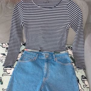 Size 10 wild fable mom cut shorts